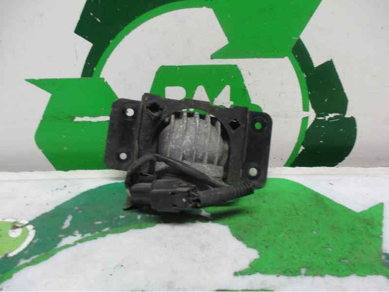Recambio de faro antiniebla derecho para chevrolet evanda 2.0 cat referencia OEM IAM 96338482  