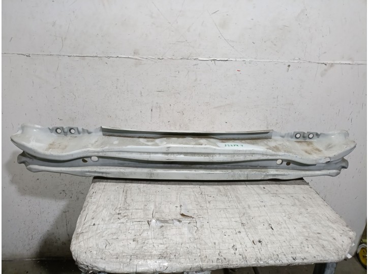 Recambio de refuerzo paragolpes trasero para volvo v40 hatchback (525) d2 referencia OEM IAM 31299699 31299699 