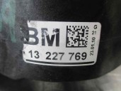 Recambio de soporte motor delantero para opel insignia berlina 2.0 cdti cat referencia OEM IAM 13227769 230006 