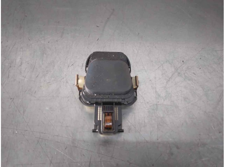 Recambio de sensor lluvia para mercedes-benz clase e lim. (w213) e 220 d (213.004) referencia OEM IAM A2139005511 