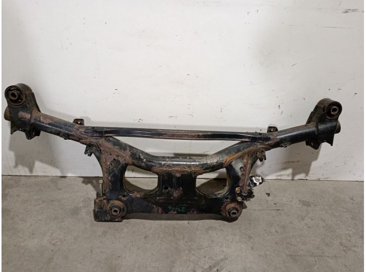 Recambio de puente trasero para mitsubishi grandis (na0w) 2.0 di-d cat referencia OEM IAM 4100A011 4100A011 