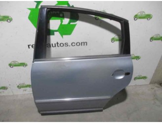 Recambio de puerta trasera izquierda para volkswagen passat berlina (3b3) 1.9 tdi referencia OEM IAM 3B5833051AB AZUL CLARO 4 PU