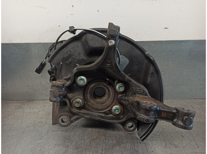 Recambio de mangueta delantera izquierda para mazda cx-5 2.0 cat referencia OEM IAM KD3533031A  