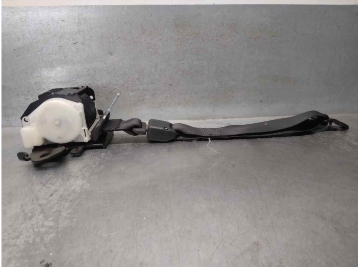 Recambio de cinturon seguridad trasero central para suzuki splash a5b 1.0 12v cat referencia OEM IAM 8490851K015PK 5 PUERTAS