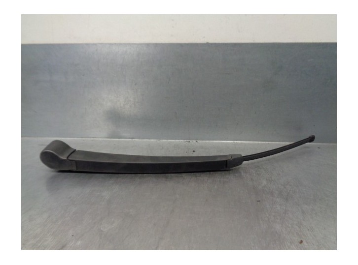 Recambio de brazo limpia trasero para skoda octavia combi (1z5) 1.9 tdi referencia OEM IAM 1Z9955707  