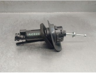 Recambio de bomba embrague para volvo v40 hatchback (525) d2 referencia OEM IAM BV617A542AB  