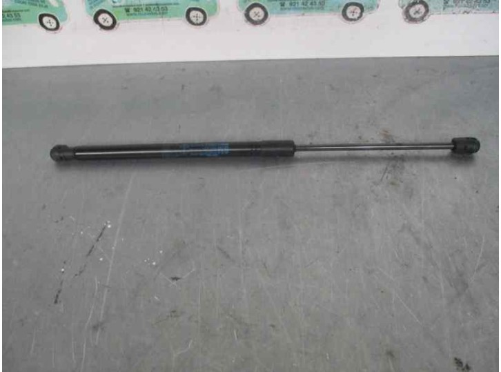 Recambio de amortiguadores maletero / porton para opel astra gtc 1.6 16v cat referencia OEM IAM 13220159 