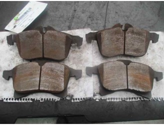 Recambio de pastillas de freno para opel astra gtc 1.6 16v cat referencia OEM IAM   