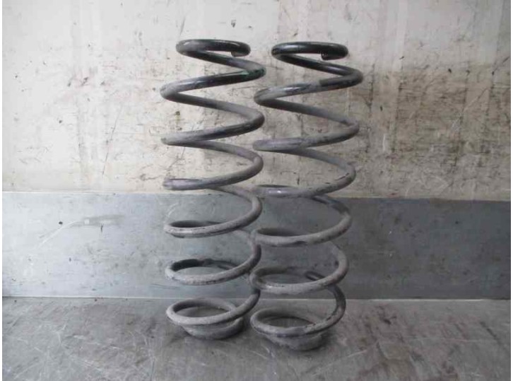 Replacement shock absorber spring for Ford Fiesta (CB1) 1.6 TDCi CAT OEM IAM reference 1547179 