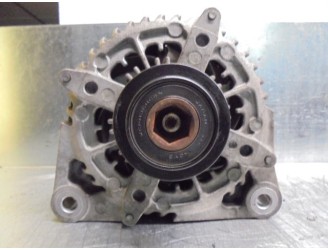 Recambio de alternador para land rover evoque 2.2 td4 cat referencia OEM IAM BJ3210300AC 1042106360 DENSO