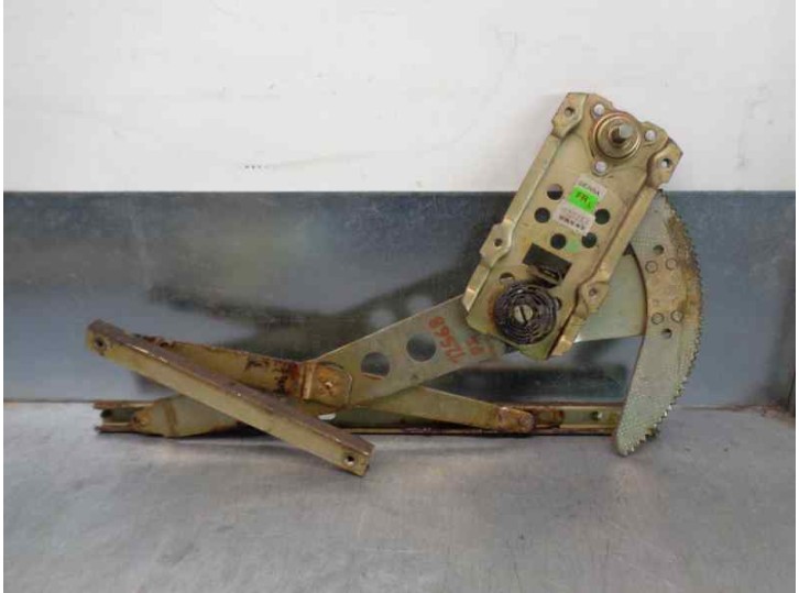Recambio de elevalunas delantero izquierdo para tata telco sport 1.9 referencia OEM IAM 3374885 MANUAL 3 PUERTAS