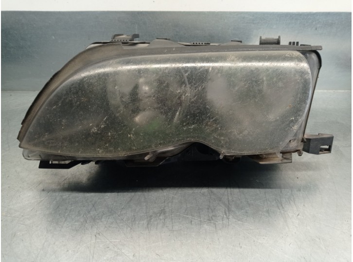 Recambio de faro izquierdo para bmw serie 3 berlina (e46) 320d referencia OEM IAM 63127165769 5830100000 4 PUERTAS