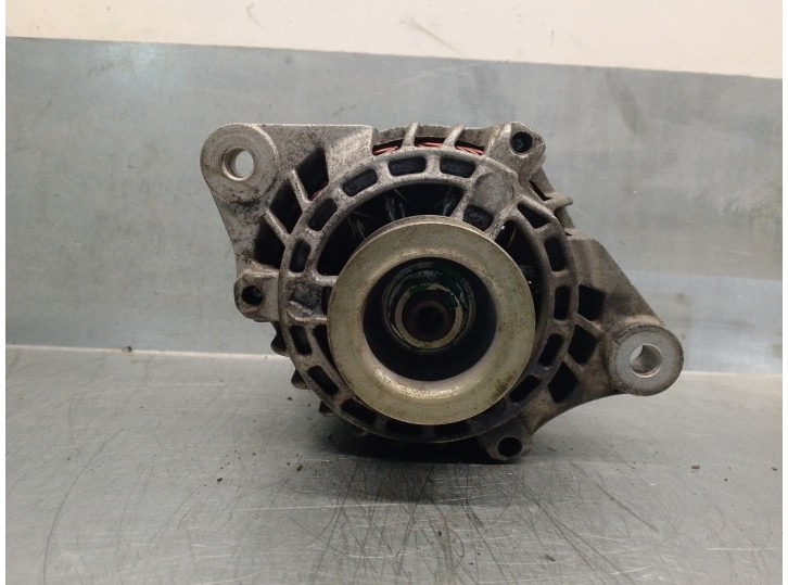 Recambio de alternador para lancia lybra berlina 1.8 cat referencia OEM IAM 46765836 63321801 DENSO