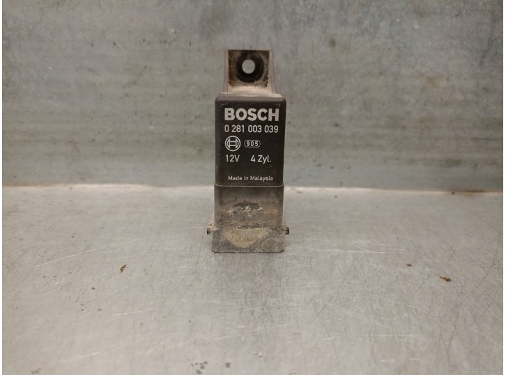 Recambio de caja precalentamiento para peugeot boxer furgoneta 2.2 hdi 100 referencia OEM IAM 0281003039 BOSCH