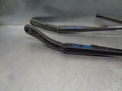 Replacement front right wiper arm for Land Rover Evoque 2.2 TD4 CAT OEM IAM reference LR025118 