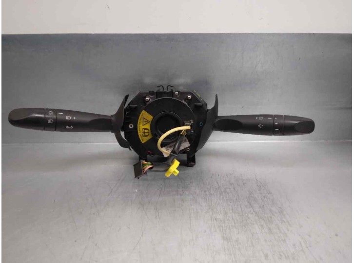 Recambio de mando luces para lancia lybra berlina 1.8 cat referencia OEM IAM 735302089  