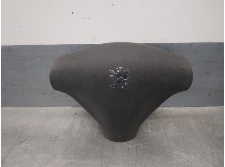 Recambio de airbag delantero izquierdo para peugeot 107 1.0 cat (384f) referencia OEM IAM E8XN8107920 