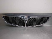Recambio de rejilla delantera para lancia lybra berlina 1.8 cat referencia OEM IAM 46797131 46797130 