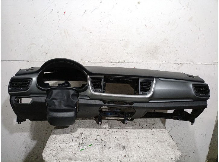 Recambio de salpicadero para kia stonic (yb) 1.2 cvvt referencia OEM IAM 84710H8AB0WK 84710H8AB0WK 