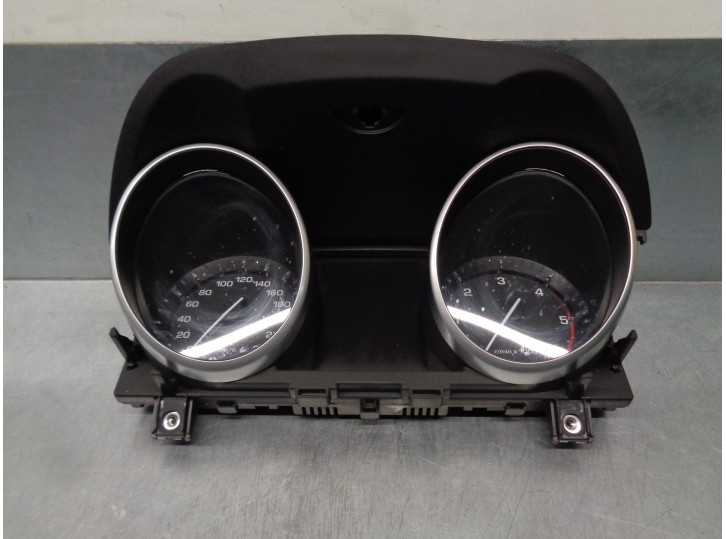 Replacement instrument cluster for Land Rover Evoque 2.2 TD4 CAT OEM IAM reference LR034164 