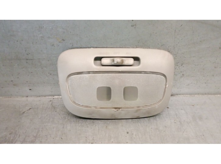 Recambio de luz interior para toyota yaris verso (_p2_) 1.3 (ncp20_, ncp22_) referencia OEM IAM 8126046010B2 8126046010B2 