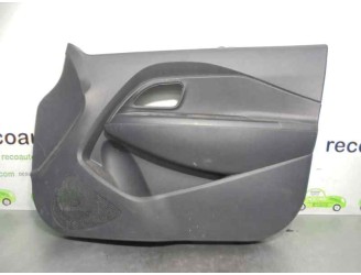 Recambio de guarnecido puerta delantera derecha para kia rio 1.1 crdi cat referencia OEM IAM 823801W000 823021W020 