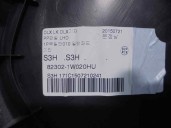 Recambio de guarnecido puerta delantera derecha para kia rio 1.1 crdi cat referencia OEM IAM 823801W000 823021W020 