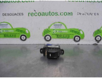 Recambio de mando elevalunas delantero derecho para kia rio 1.1 crdi cat referencia OEM IAM 935751W010  