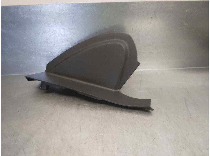 Recambio de molduras delanteras para mercedes-benz clase e lim. (w213) e 220 d (213.004) referencia OEM IAM A2136800407 