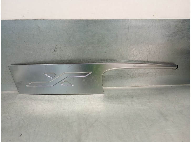 Recambio de moldura para seat arona (kj7, kjp) 1.0 tsi referencia OEM IAM 6F9853377F 6F9853377F 