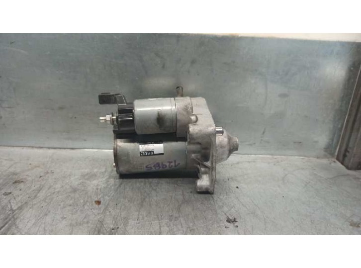 Recambio de motor arranque para peugeot 208 1.2 16v vti referencia OEM IAM 9671530880 4280008331 DENSO
