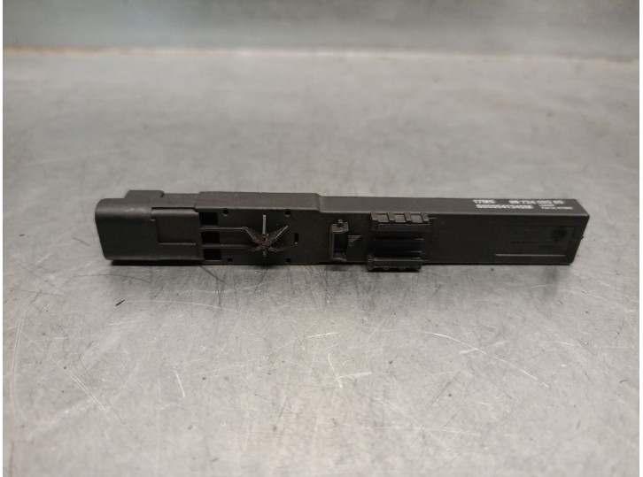 Recambio de antena para citroën c4 picasso ii 1.6 bluehdi 120 referencia OEM IAM 9672409080 