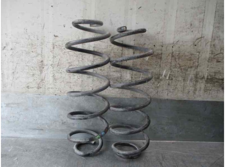 Recambio de muelle amortiguacion para peugeot 208 1.2 16v vti referencia OEM IAM 9673405980  