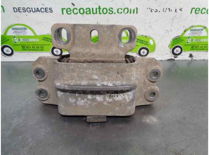 Replacement left engine mount for Seat Altea XL (5P5) 1.9 TDI OEM IAM reference 1K0199555M 