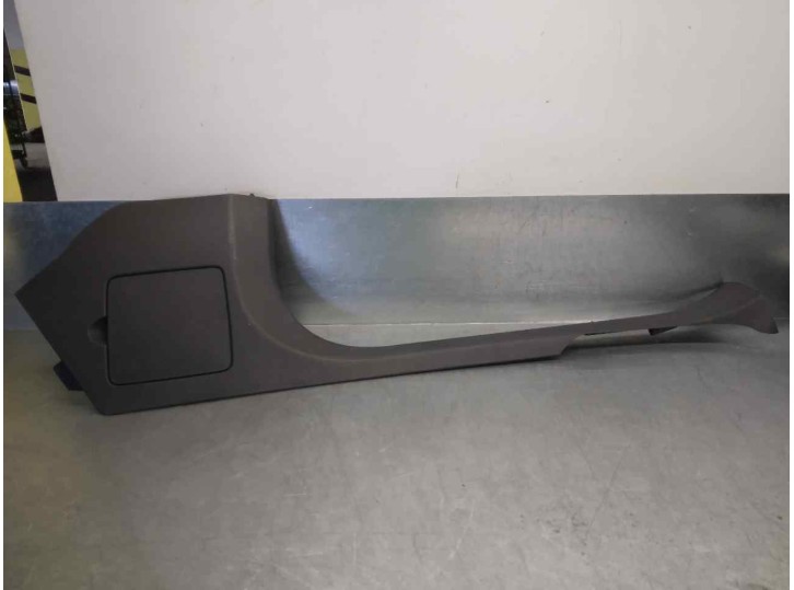 Recambio de molduras delanteras para mercedes-benz clase e lim. (w213) e 220 d (213.004) referencia OEM IAM A2636800235 