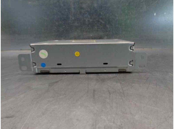 Recambio de sistema audio / radio cd para peugeot 208 1.2 16v vti referencia OEM IAM 9801840680 