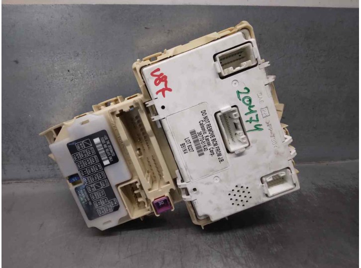 Recambio de caja reles / fusibles para suzuki splash a5b 1.0 12v cat referencia OEM IAM 3677051K40 