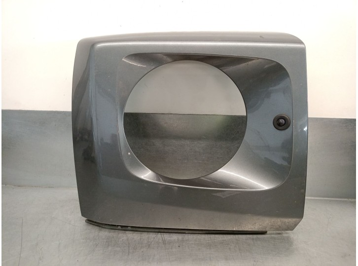 Recambio de soporte faro derecho para mercedes-benz clase g (w463) g 500 (463.260, 463.261) referencia OEM IAM A4638804202 A4638