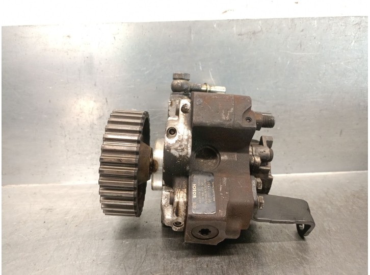 Recambio de bomba inyeccion para peugeot 307 (3a/c) 1.4 hdi referencia OEM IAM 9637317380  0445010042 BOSCH