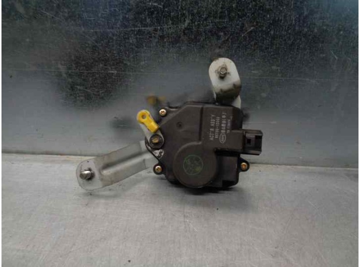 Replacement tailgate central locking motor for Hyundai Getz (TB) 1.6 16V CAT OEM IAM reference 957501C000 HATCH 
