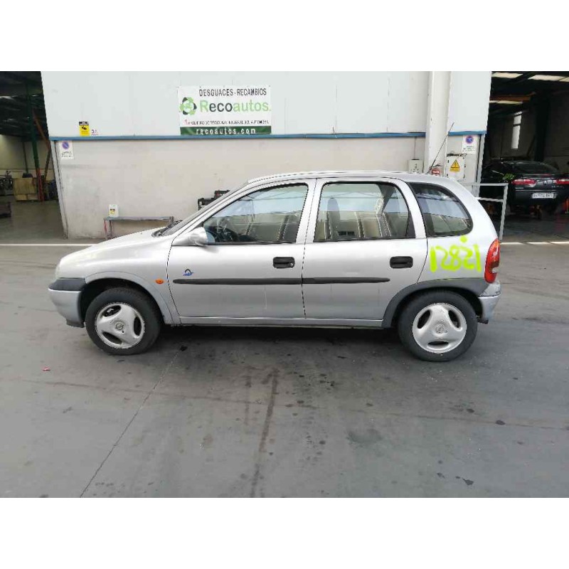 opel corsa b del año 1998