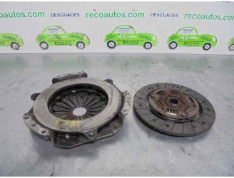 Replacement clutch kit for Peugeot 309 GLD OEM IAM reference 8200745113 