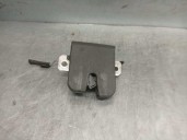 Replacement boot / tailgate lock for Volkswagen Polo (9N3) 1.4 TDI OEM IAM reference 6Q6827505D 
