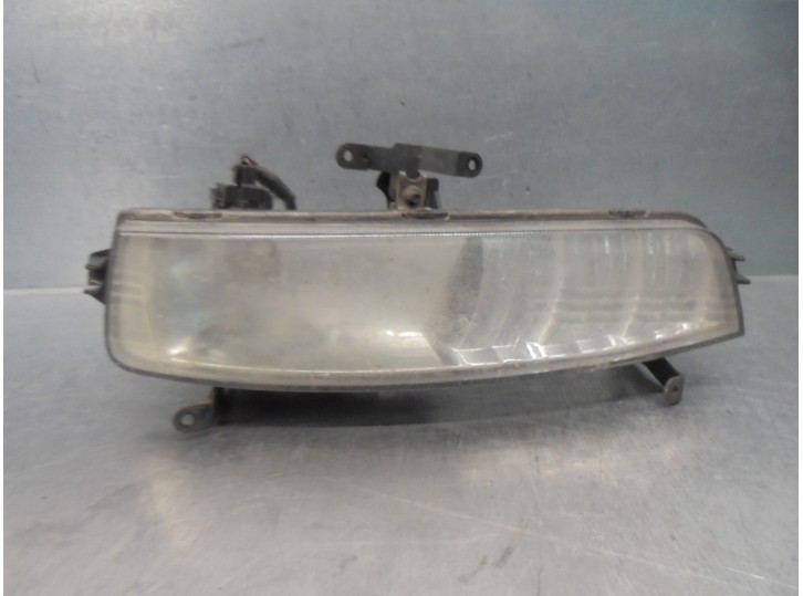 Recambio de faro antiniebla izquierdo para hyundai accent (mc) 1.5 crdi cat referencia OEM IAM 922011E000 
