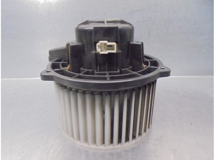 Recambio de motor calefaccion para hyundai accent (mc) 1.5 crdi cat referencia OEM IAM 971131E000  