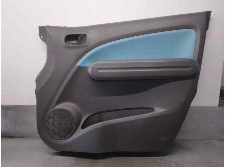 Recambio de guarnecido puerta delantera derecha para suzuki splash a5b 1.0 12v cat referencia OEM IAM 8371151K50 