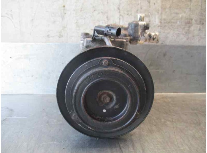 Recambio de compresor aire acondicionado para hyundai h 1 2.5 diesel referencia OEM IAM 977014A071 MANDO