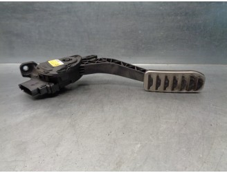 Recambio de potenciometro pedal para land rover evoque 2.2 td4 cat referencia OEM IAM BJ329F836EB 6PV01083441 HELLA