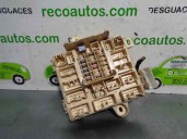 Recambio de caja reles / fusibles para lexus is200 (gxe10) 2.0 cat referencia OEM IAM 8922153100 