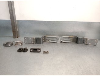 Recambio de bisagra puerta para mercedes-benz clase g (w463) g 500 (463.260, 463.261) referencia OEM IAM A4637403700 A4637403700